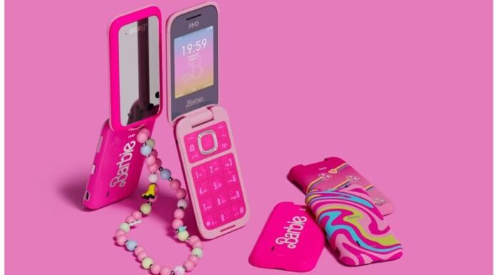 HMD Barbie Flip: Ponsel Retro dengan Desain Ikonik dan Fitur Unik hmd_barbie_phone_hmd_1724825651124_dhiarcom3