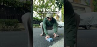 Nemu Hape di Jalan
