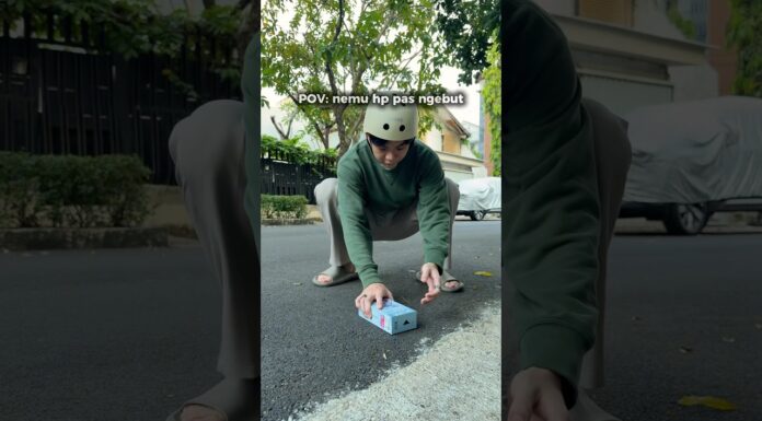 Nemu Hape di Jalan